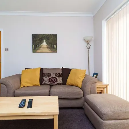 Oakwood House Detached In South Leeds Leeds (West Yorkshire)