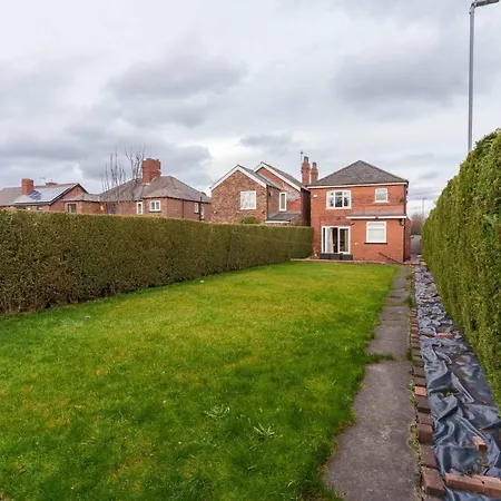 Oakwood House Detached In South Leeds * Leeds (West Yorkshire)